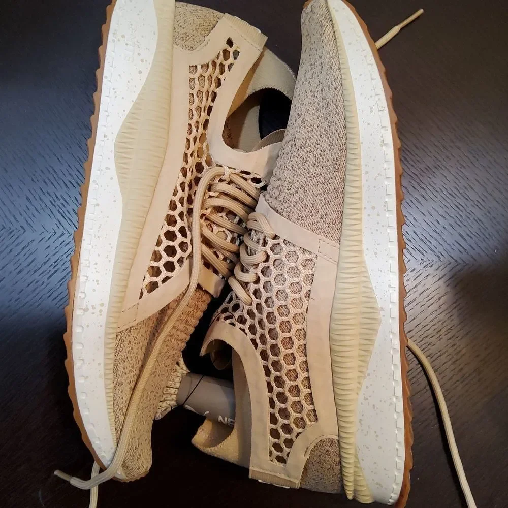 NWOT Puma Netfit Sneakers Men's Size 9 Women's 10,5